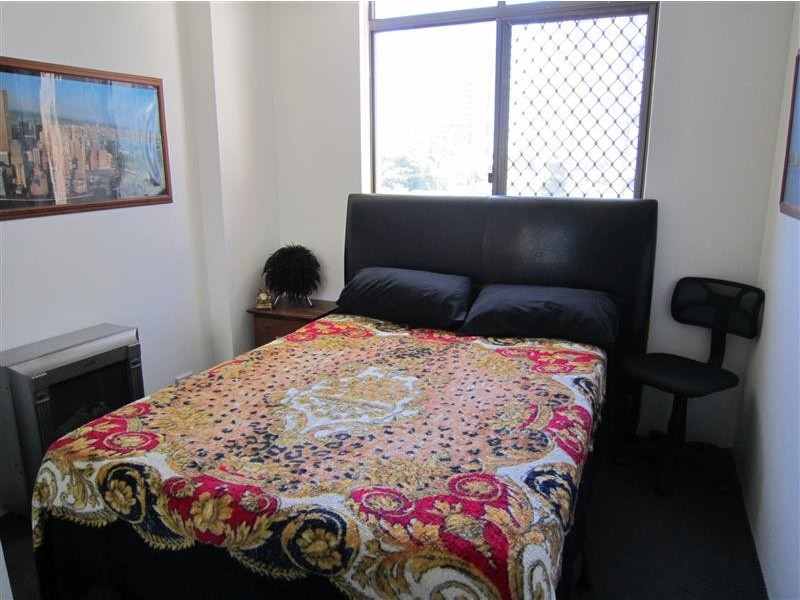 Unit 303 Oak Lodge, 3 Oak Avenue, Surfers Paradise QLD 4217