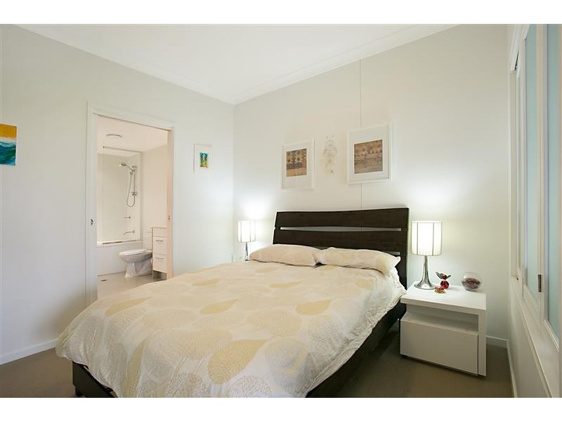 Unit 203 Sentosa Waters, 30-32 Paradise Island, Surfers Paradise QLD 4217