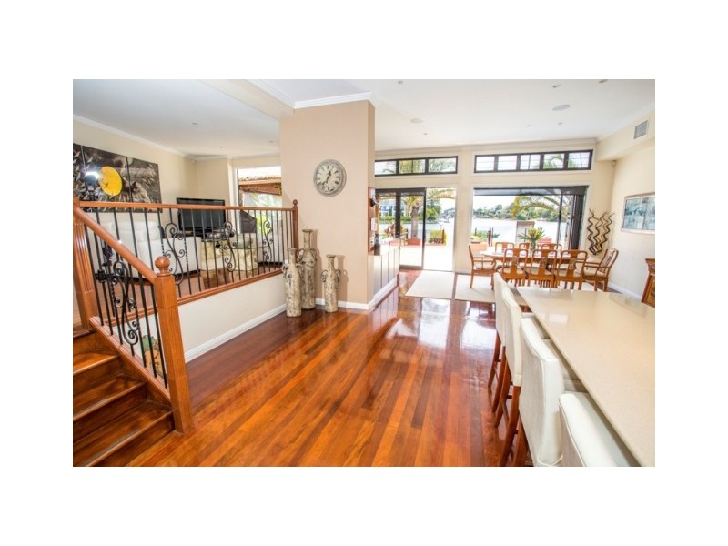 46A Sunset Blvd, Surfers Paradise QLD 4217