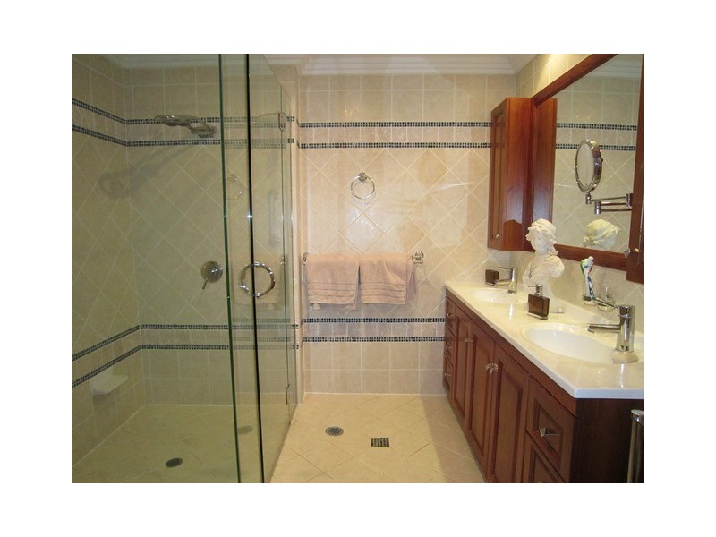 46A Sunset Blvd, Surfers Paradise QLD 4217