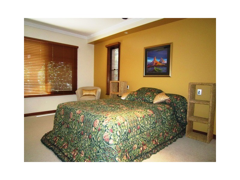 46A Sunset Blvd, Surfers Paradise QLD 4217