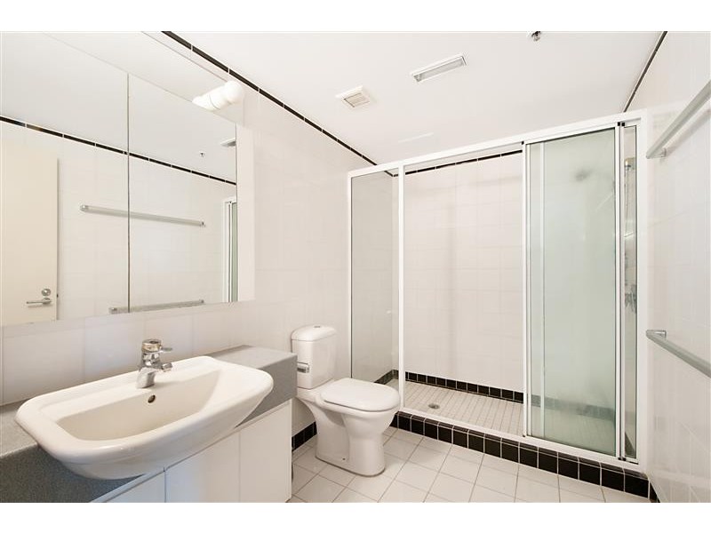 Unit 173 Grand Mariner, 12 Commodore Drive, Paradise Waters QLD 4217