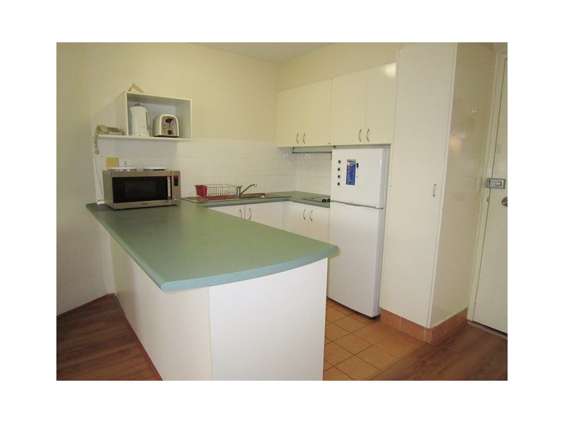 8-12 Trickett, Surfers Paradise QLD 4217