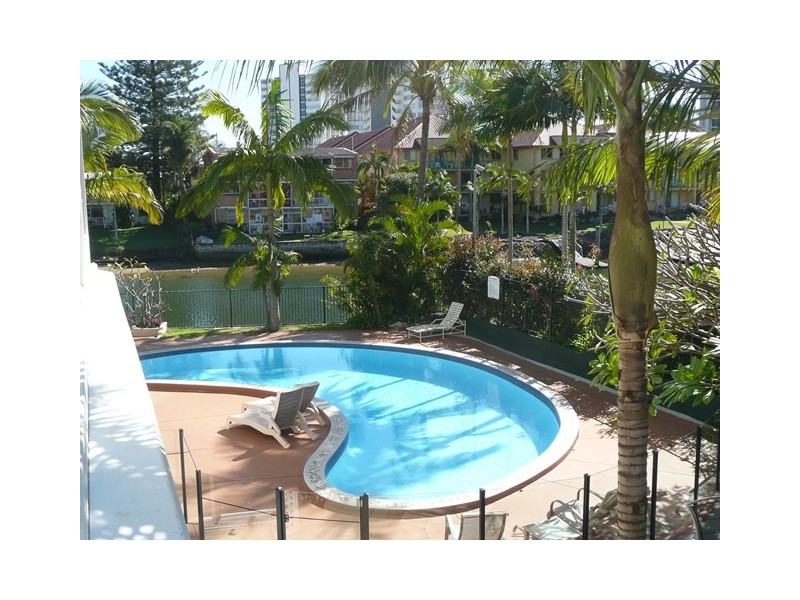 3/11 Paradise Island, Surfers Paradise QLD 4217