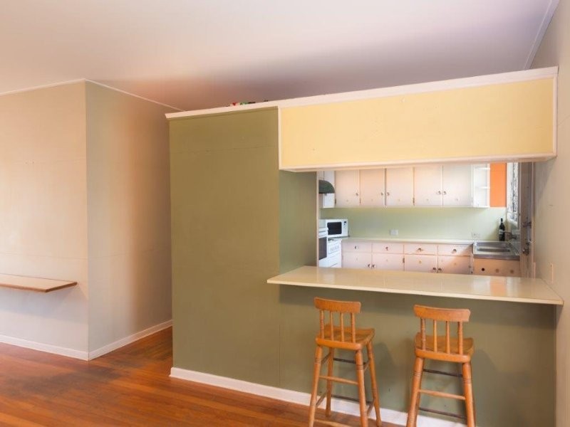 8 Frederick Street, Surfers Paradise QLD 4217