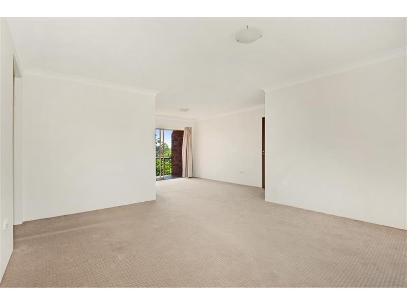 32 Commodore Drive, Surfers Paradise QLD 4217