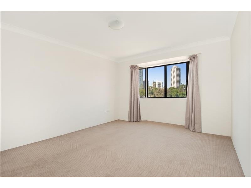 32 Commodore Drive, Surfers Paradise QLD 4217