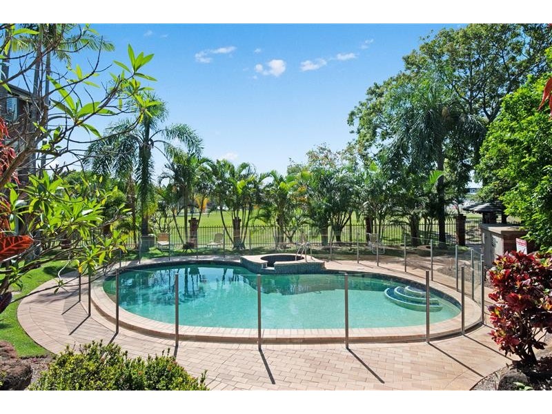 32 Commodore Drive, Surfers Paradise QLD 4217