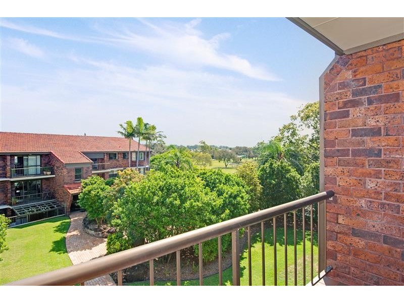 32 Commodore Drive, Surfers Paradise QLD 4217