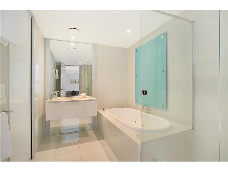 Unit 2902 Q1, 9 Hamilton Avenue, Surfers Paradise QLD 4217