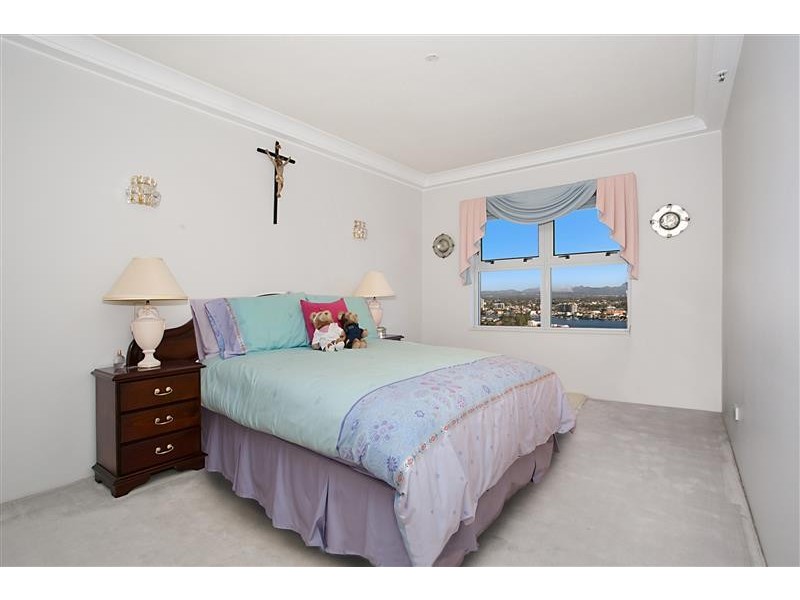 Unit 104 Grand Mariner, 12 Commodore Drive, Paradise Waters QLD 4217