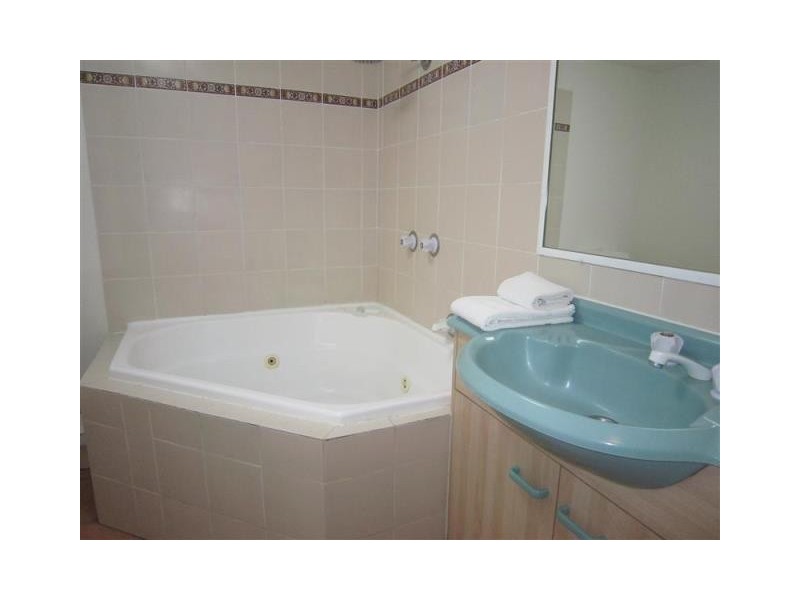 49 Peninsular Drive, Surfers Paradise QLD 4217