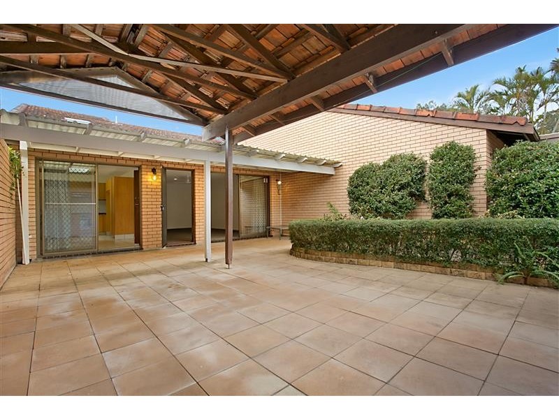 Unit 12 Fig Tree East, 81 Salerno Street, Surfers Paradise QLD 4217