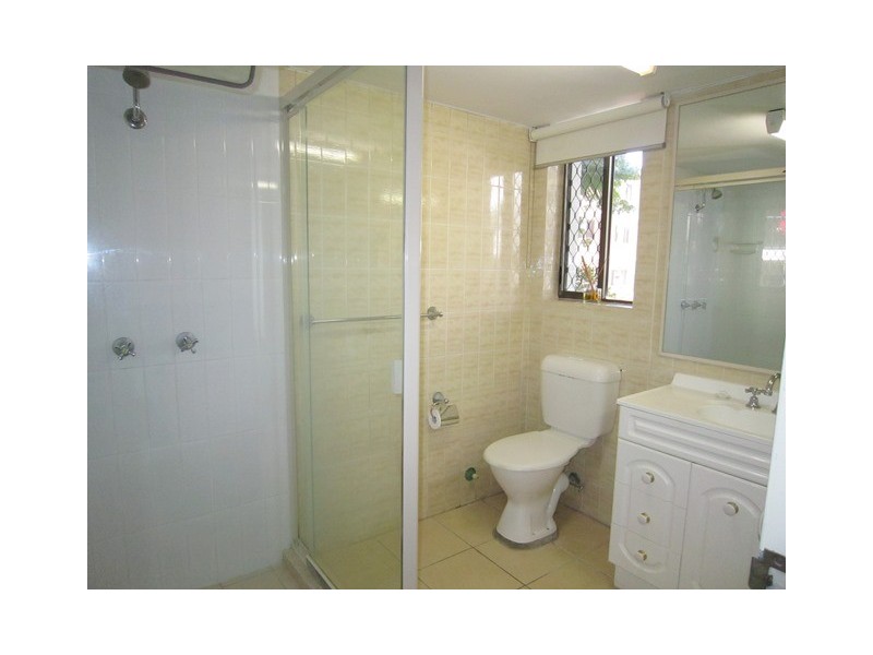 24 Hamilton Avenue, Surfers Paradise QLD 4217