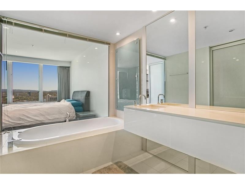 Unit 1810 Q1, 9 Hamilton Avenue, Surfers Paradise QLD 4217