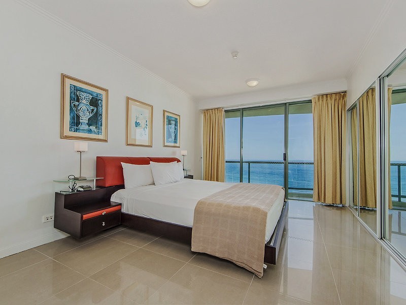 Unit 2204 Sun City Resort, 3400 Gold Coast Hwy, Surfers Paradise QLD 4217