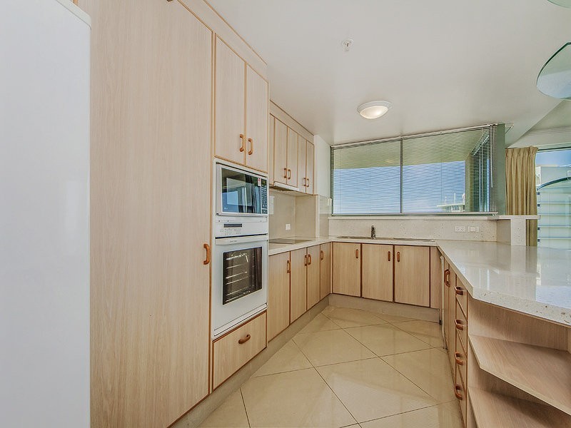 Unit 2204 Sun City Resort, 3400 Gold Coast Hwy, Surfers Paradise QLD 4217