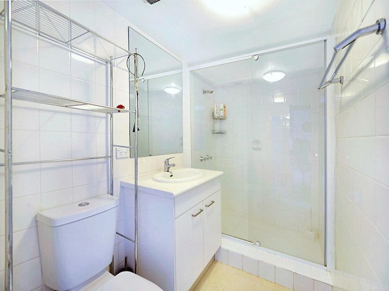 Unit 12 Surfers Boulevard, 3355 Gold Coast Hwy, Surfers Paradise QLD 4217