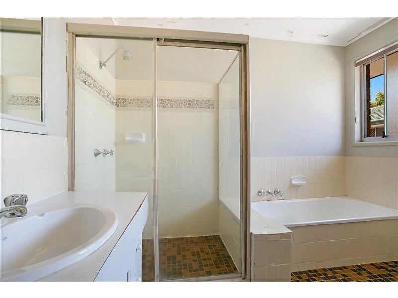 Unit 8 North Lodge, 21 North Street, Southport QLD 4215