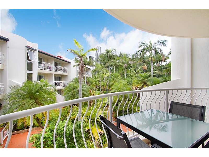 16 / 27 Peninsular Drive, Surfers Paradise QLD 4217