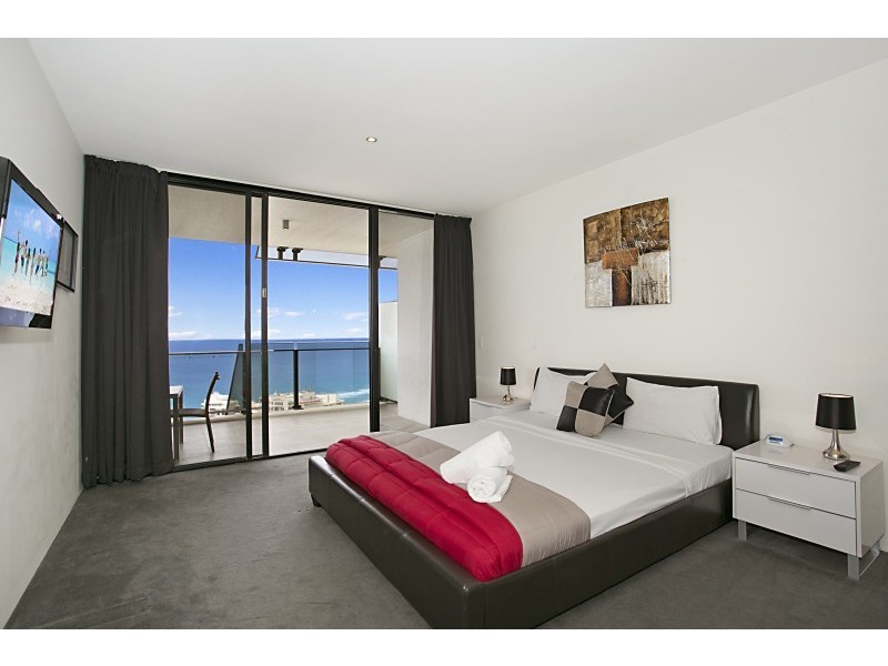 Sub Penthouse ‘Circle On Cavill’ 9 Ferny Avenue, Surfers Paradise QLD 4217