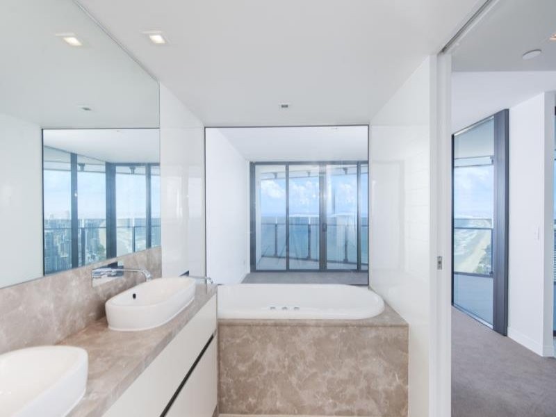 4 The Esplanade, Surfers Paradise QLD 4217