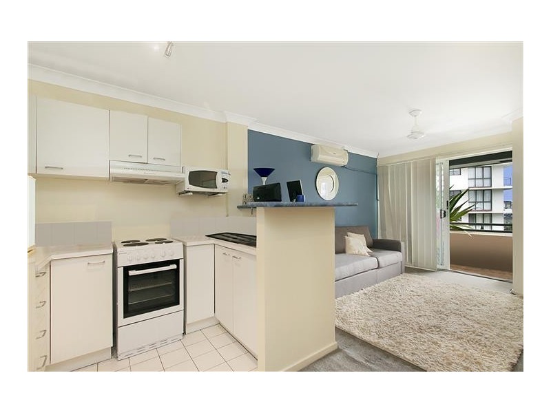 24 43 Cypress Avenue, Surfers Paradise QLD 4217