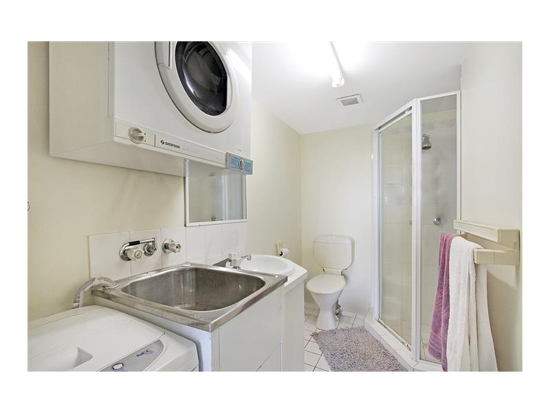 24 43 Cypress Avenue, Surfers Paradise QLD 4217