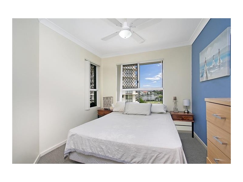 24 43 Cypress Avenue, Surfers Paradise QLD 4217