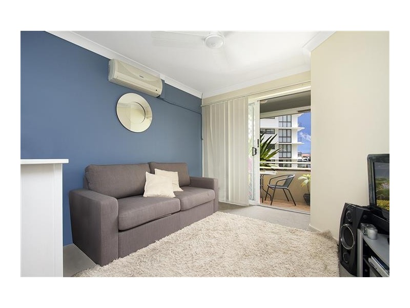 24 43 Cypress Avenue, Surfers Paradise QLD 4217