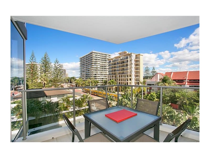 401 18 Enderley Avenue, Surfers Paradise QLD 4217