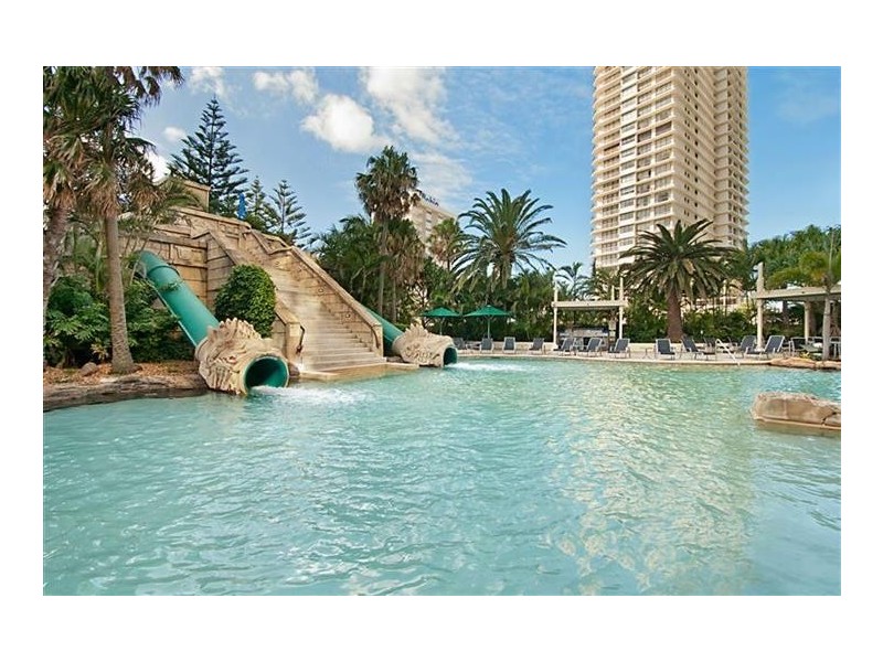 3404 3400 Gold Coast Highway, Surfers Paradise QLD 4217