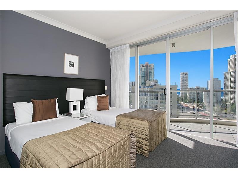 2142 23 Ferny Avenue, Surfers Paradise QLD 4217