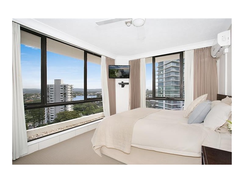 40 2981 Surfers Paradise Boulevard, Surfers Paradise QLD 4217