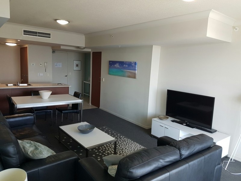 23 Ferny Avenue, Surfers Paradise QLD 4217