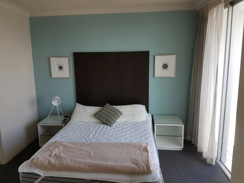 23 Ferny Avenue, Surfers Paradise QLD 4217