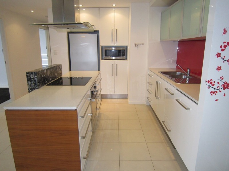 24E/5 Clifford ST, Surfers Paradise QLD 4217