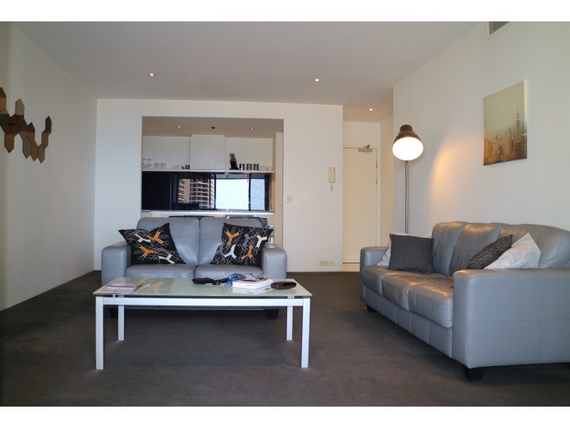 9 Ferny Ave, Surfers Paradise QLD 4217