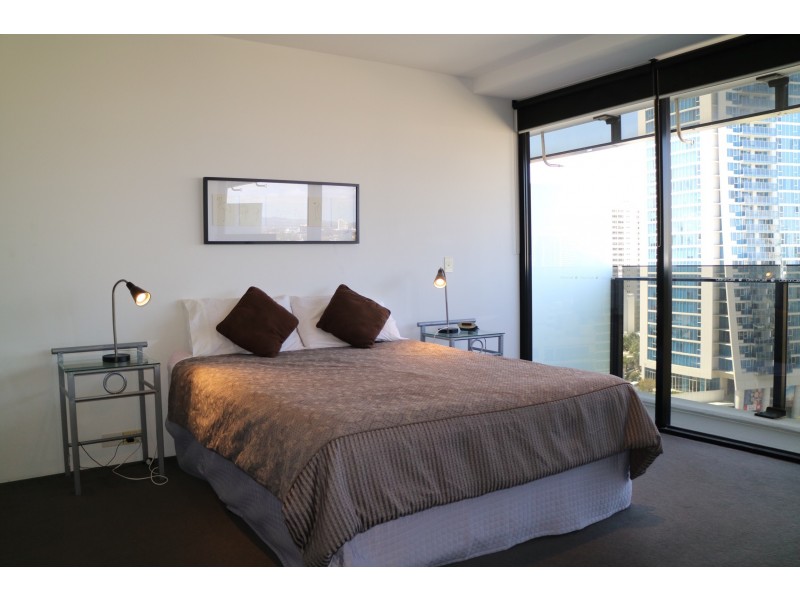 9 Ferny Ave, Surfers Paradise QLD 4217