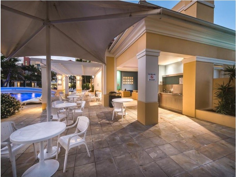 23 Ferny Ave, Surfers Paradise QLD 4217