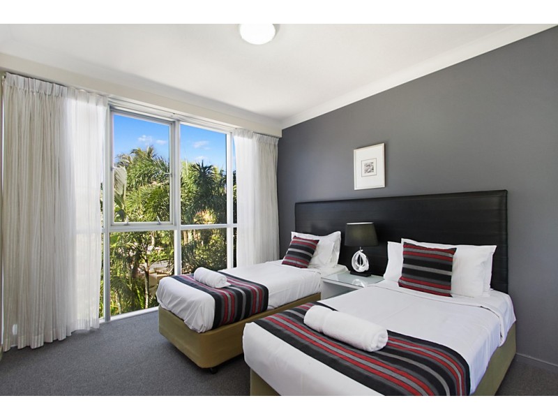 Unit 2074 ‘Chevron Renaissance’ 23 Ferny Ave, Surfers Paradise QLD 4217