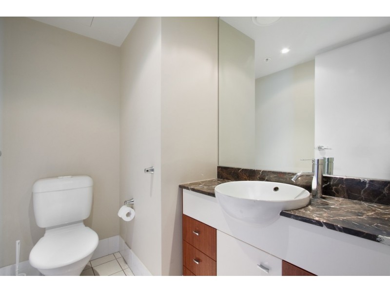 Unit 2074 ‘Chevron Renaissance’ 23 Ferny Ave, Surfers Paradise QLD 4217