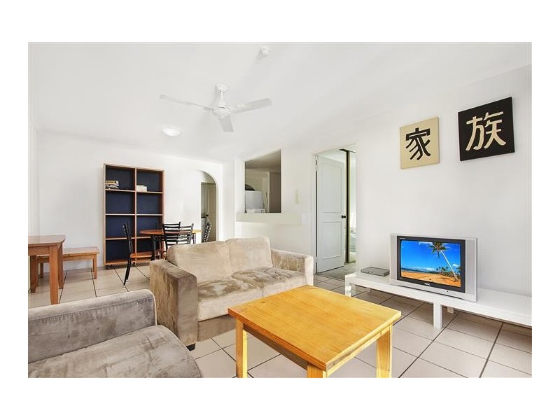 17/2940 Gold Coast Highway, Surfers Paradise QLD 4217