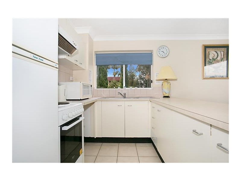 7/27 Peninsular Drive, Surfers Paradise QLD 4217