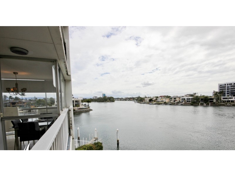 24/30 Watson Esplanade, Surfers Paradise QLD 4217