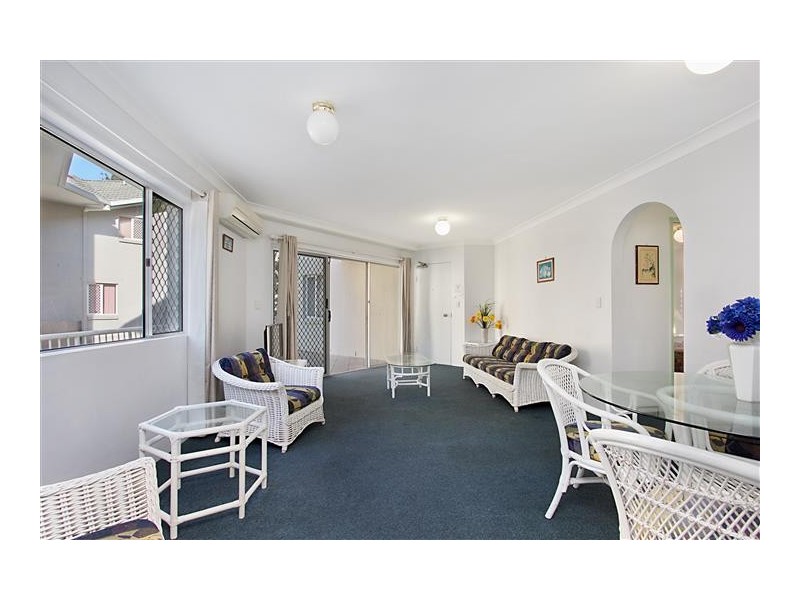 1/37 Peninsular Drive, Surfers Paradise QLD 4217