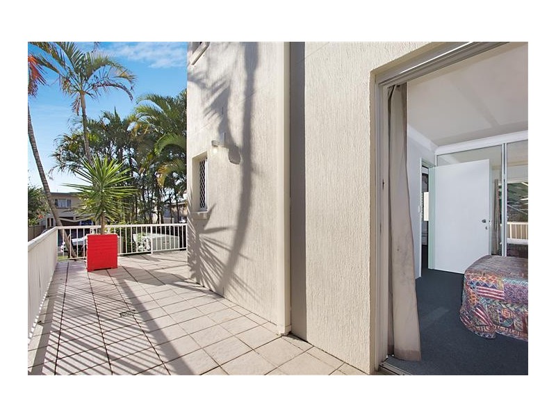 1/37 Peninsular Drive, Surfers Paradise QLD 4217