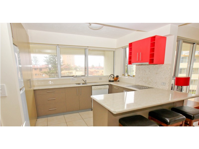 6/67 Broadbeach Boulevard, Broadbeach QLD 4218