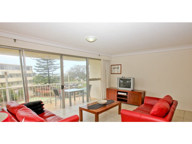 6/67 Broadbeach Boulevard, Broadbeach QLD 4218