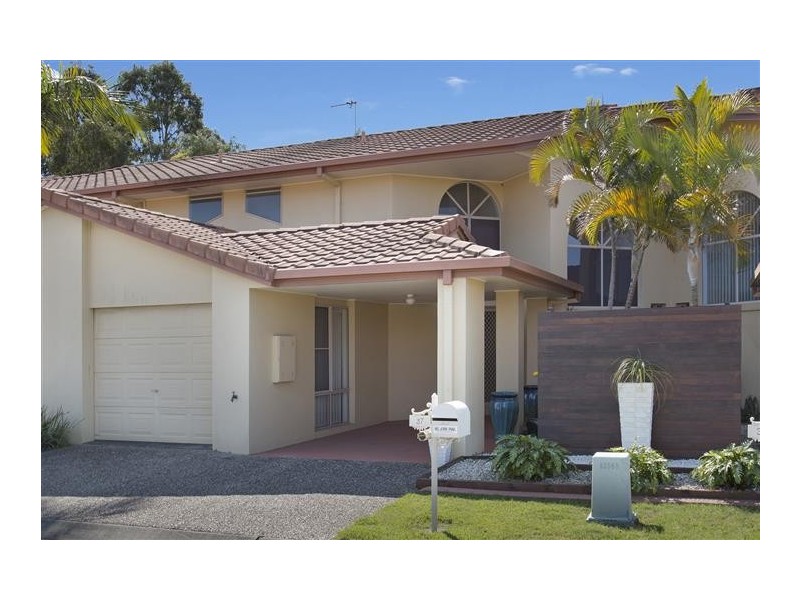 37/88 Cotlew Street, Southport QLD 4215